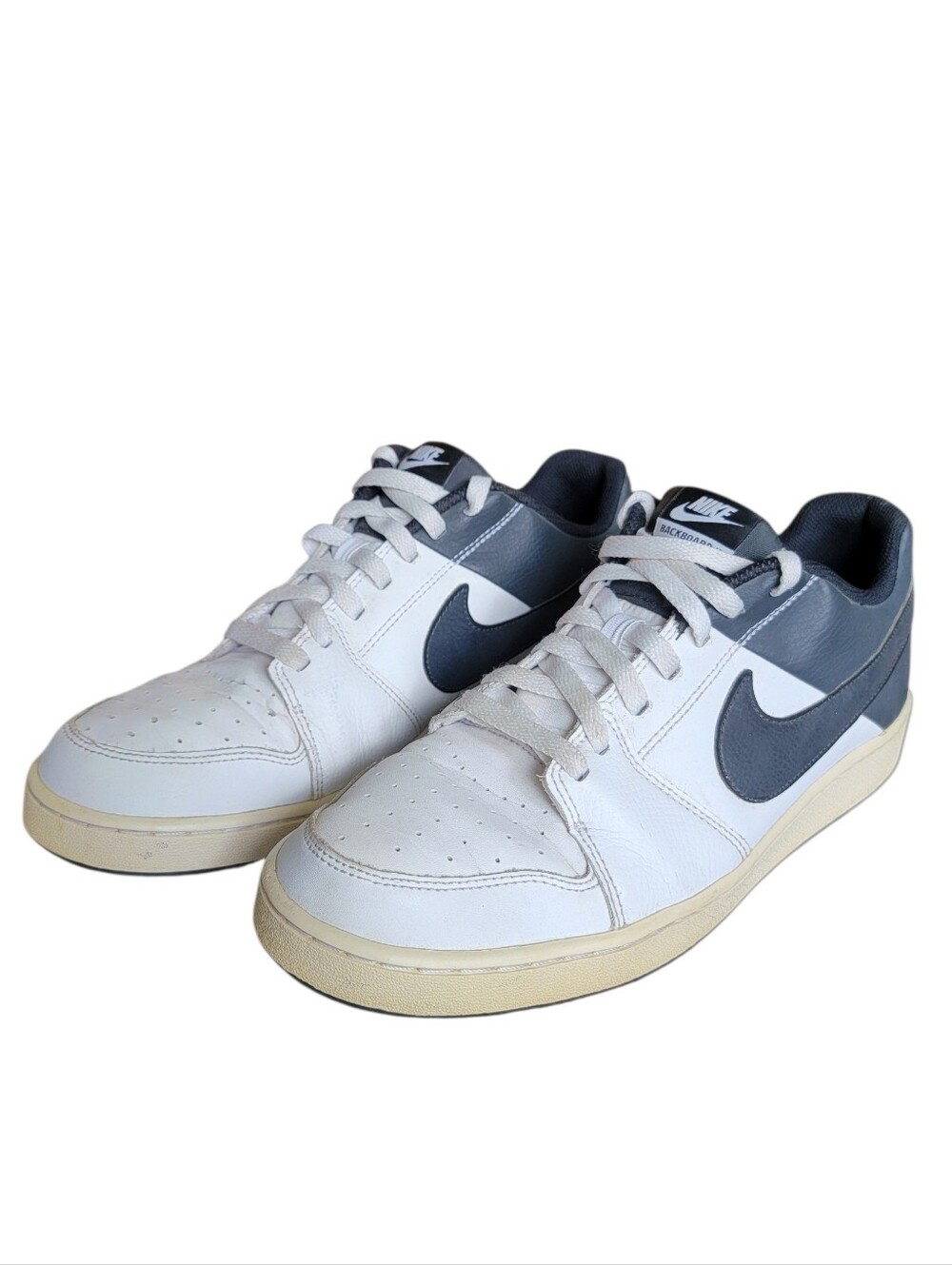 VTG Nike Backboard 2 White Blue Low Top Retro Basketball Sneakers